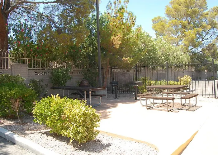 Mainstay Suites Las Vegas Convention Center